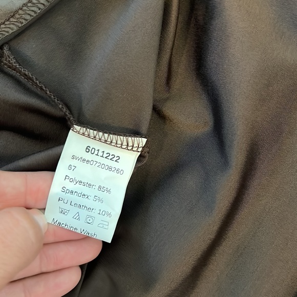 NEW Brown Stretchy Pleather Long Sleeve - Picture 4 of 5